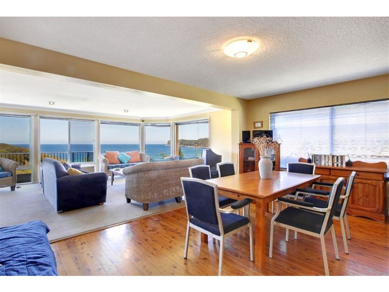 52 Tramway Road, North Avoca NSW 2260