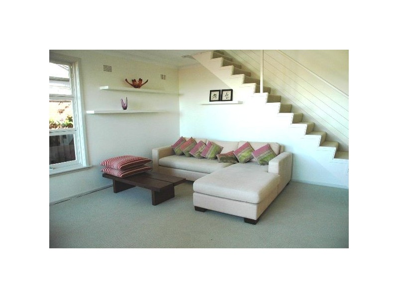 1 Lyndhurst Crescent, Hunters Hill NSW 2110