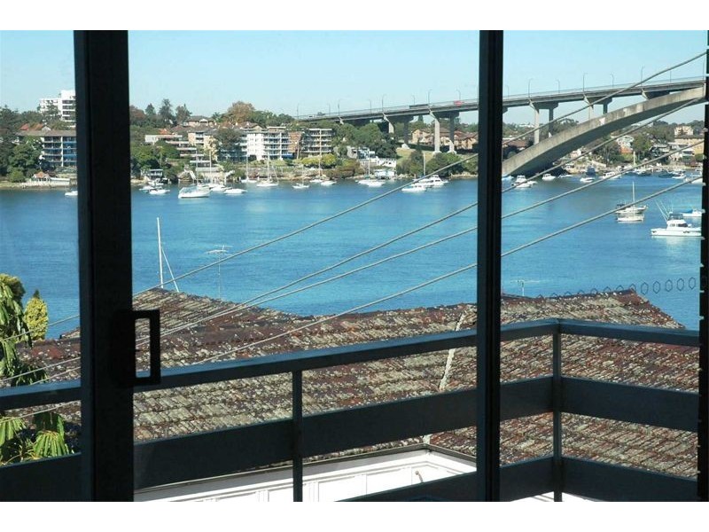 1 Lyndhurst Crescent, Hunters Hill NSW 2110