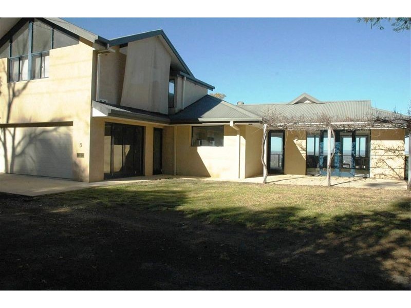 5 Ina Drive, Cowra NSW 2794