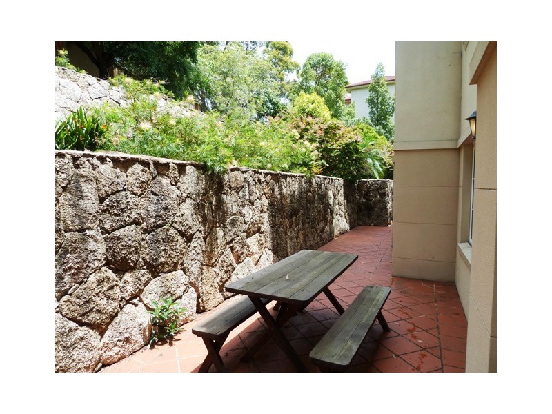3/6 Mortimer Lewis Drive, Huntleys Cove NSW 2111