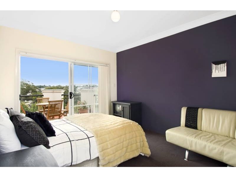 12/28  Mortimer Lewis Drive, Huntleys Cove NSW 2111