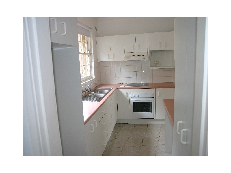 3/3  The Close, Hunters Hill NSW 2110