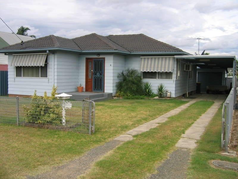 8 Lindsay Street, Cessnock NSW 2325