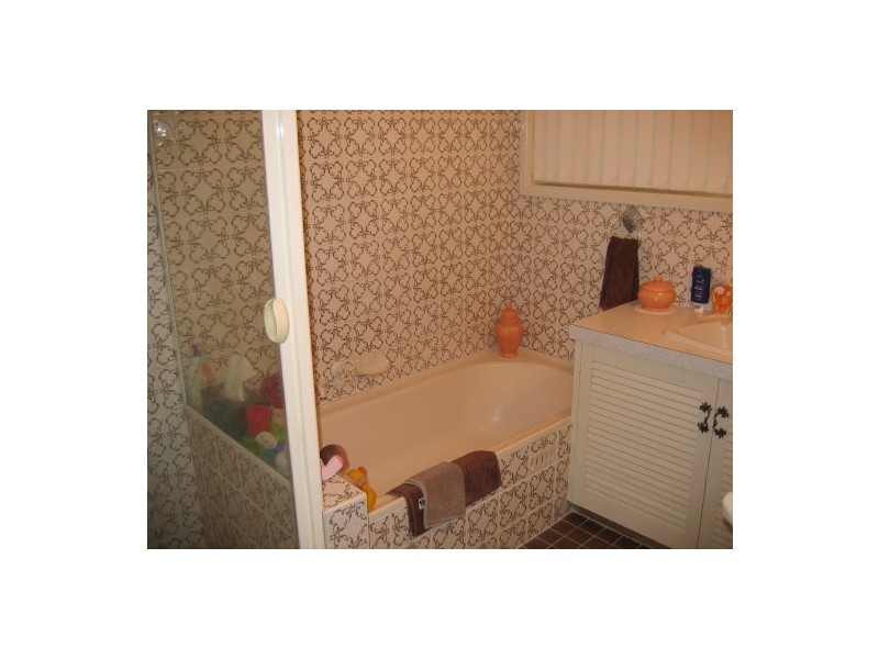 51 Burnett Street, Cessnock NSW 2325