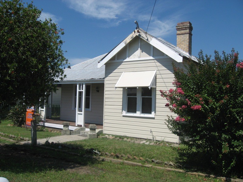 11 Alfred Street, Cessnock NSW 2325