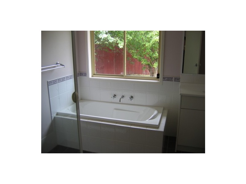 13A Caledonia Street, Kearsley NSW 2325