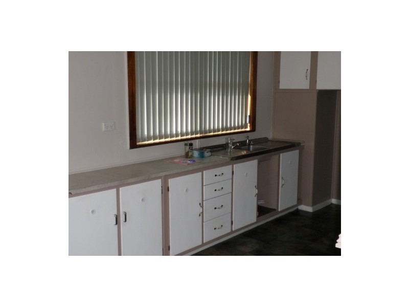 6 Swansea Avenue,, Cessnock NSW 2325