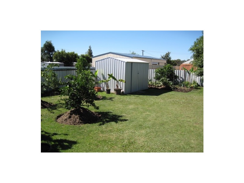 10 Third Street, Cessnock NSW 2325