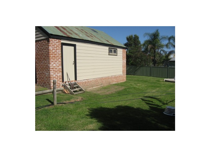 17 Rugby Street, Ellalong NSW 2325