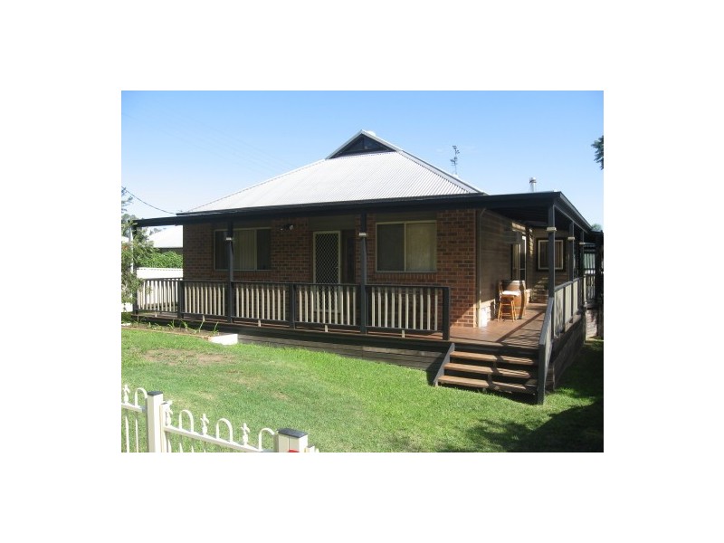 17 Rugby Street, Ellalong NSW 2325