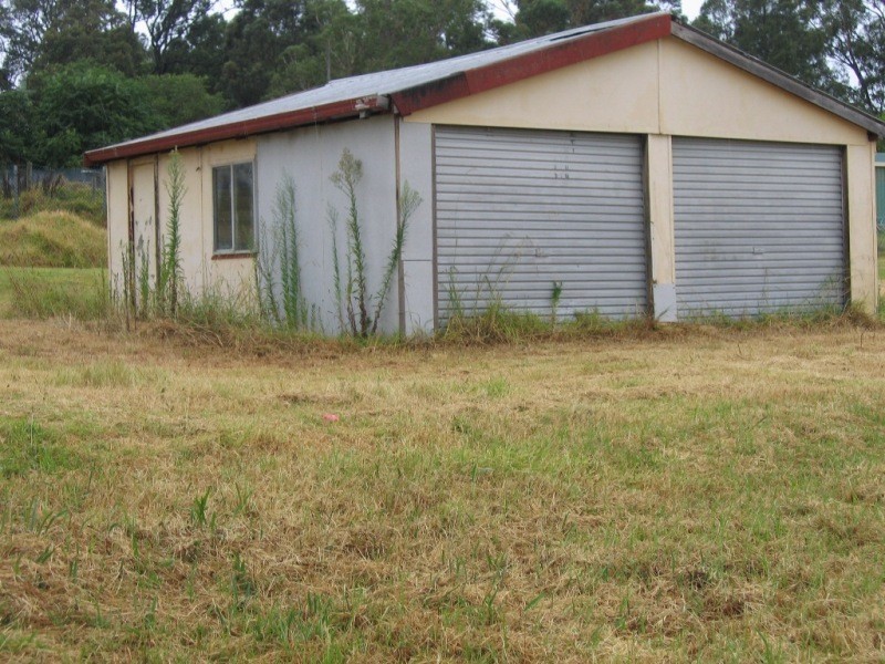 4 Torrens Street, Abermain NSW 2326
