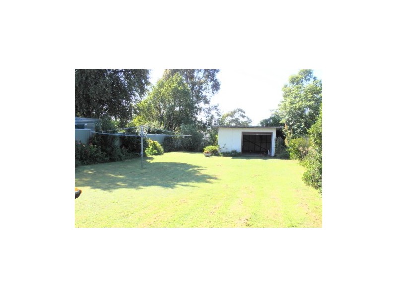 18 Hickey Street, Cessnock NSW 2325