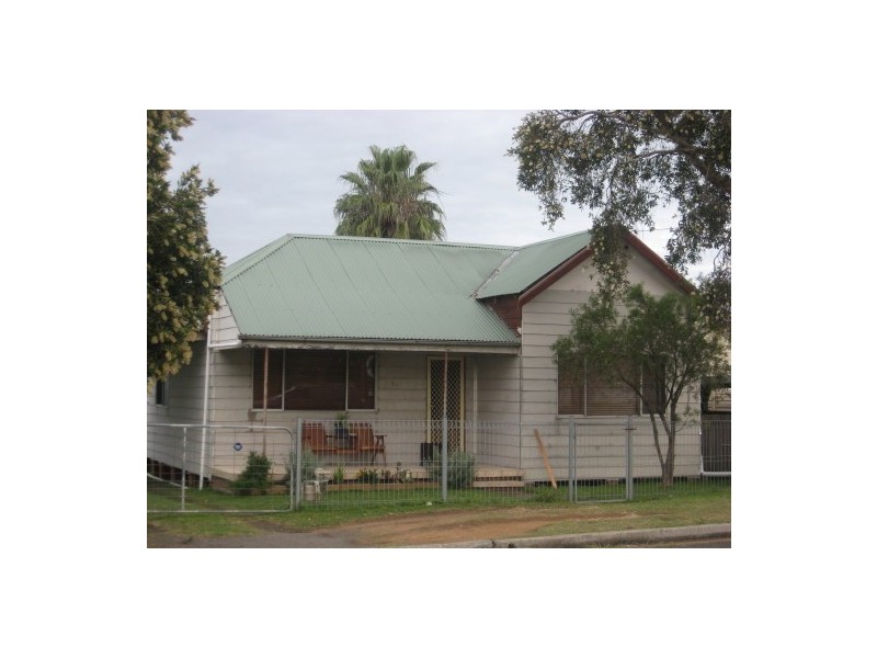 25 Catherine Street, Cessnock NSW 2325