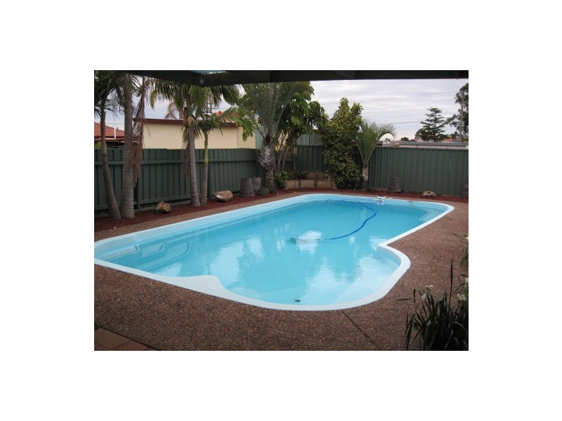 8 Lambert Street, Cessnock NSW 2325