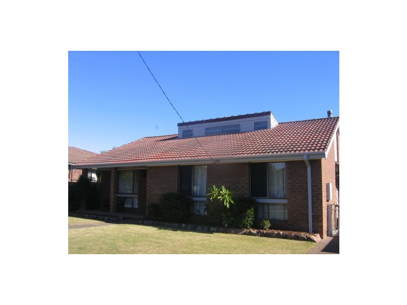 73 Macquarie Avenue, Cessnock NSW 2325