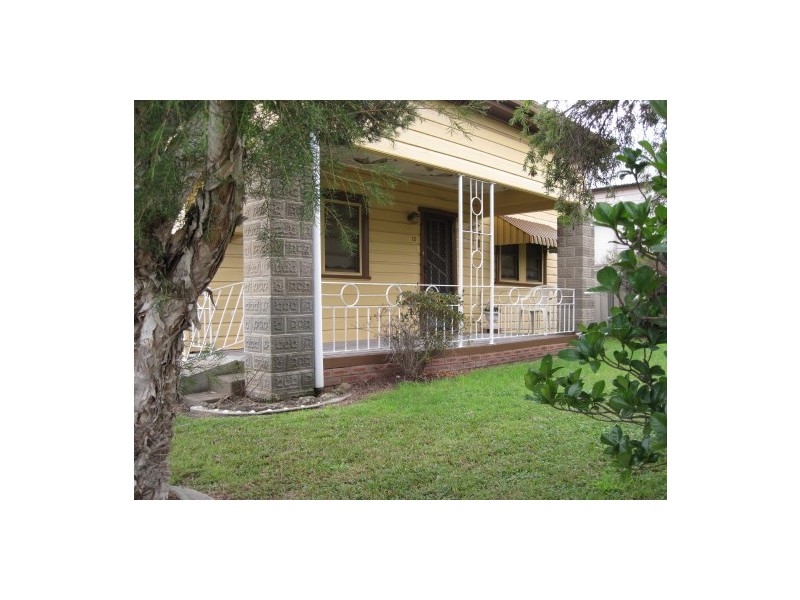 12 Halcyon Street, Cessnock NSW 2325