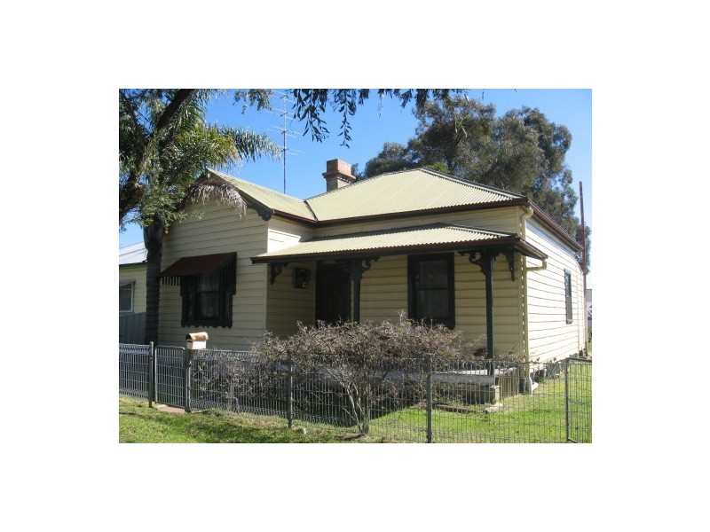 42 Shedden Street, Cessnock NSW 2325