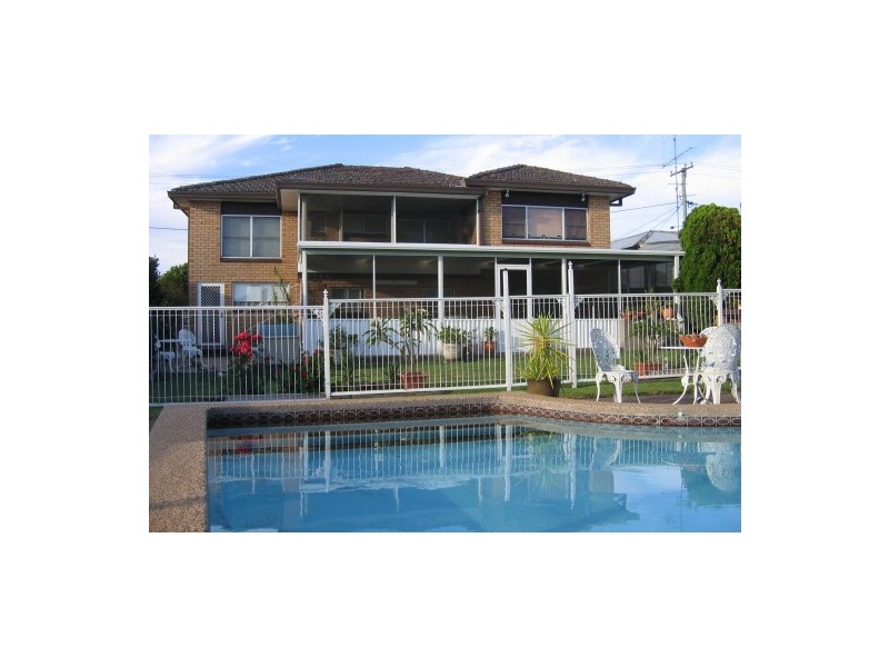 51 Burnett Street, Cessnock NSW 2325