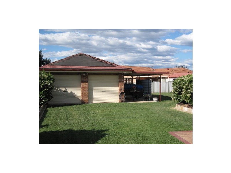 28 Leonard Street, Cessnock NSW 2325