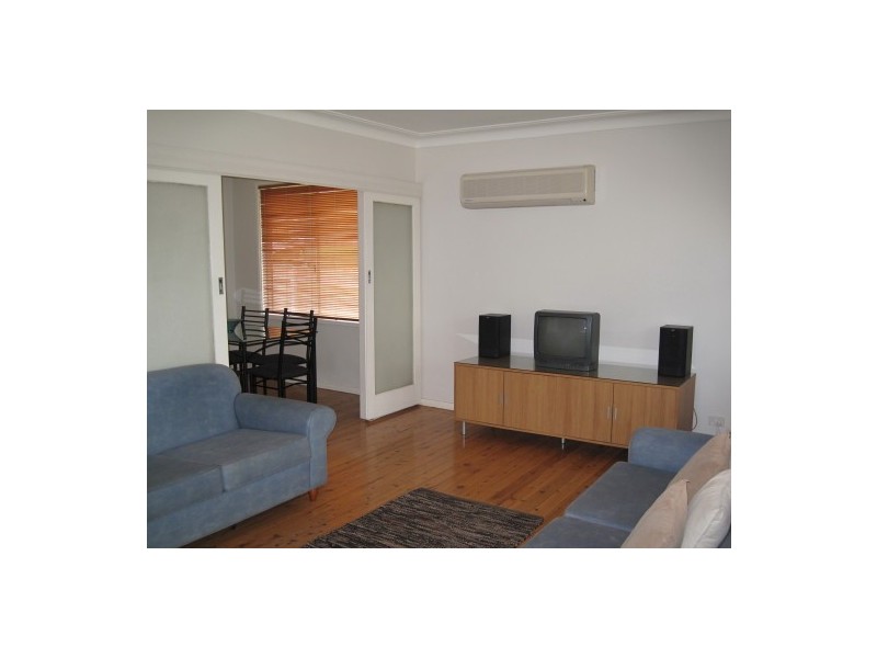143 Macquarie Avenue, Cessnock NSW 2325
