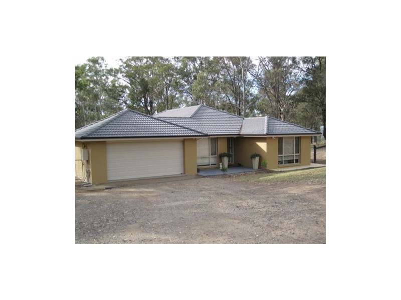 8 Sutton Grove, Branxton NSW 2335