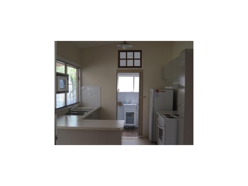 12 Ellalong Road, Pelton NSW 2325