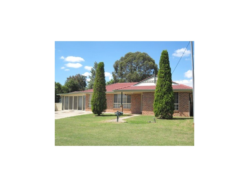 27 Tomalpin Street, Kearsley NSW 2325