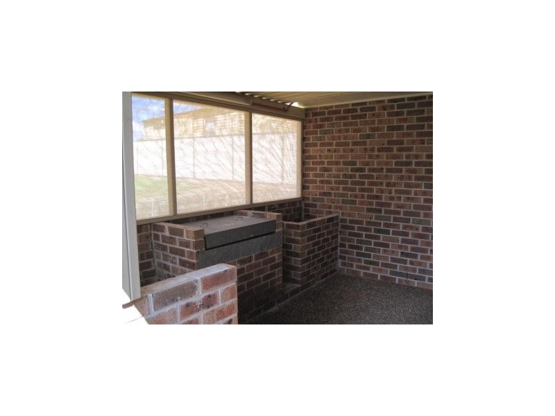 27 Tomalpin Street, Kearsley NSW 2325