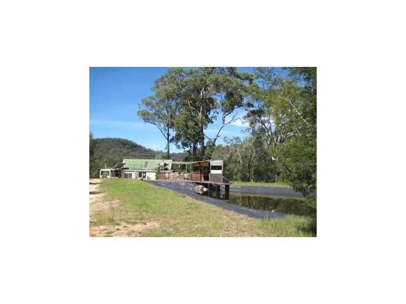 377 Rocky Creek Road, Wollombi NSW 2325