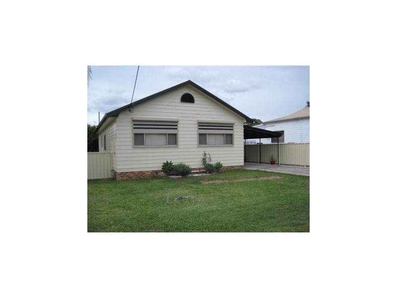 5 Mills Crescent, Cessnock NSW 2325