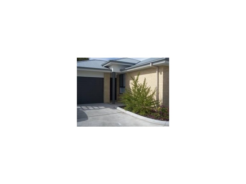 2/56A Anzac Avenue, Cessnock NSW 2325
