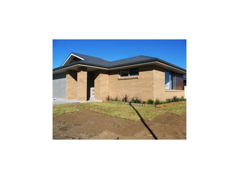 13 Robina Way, Cessnock NSW 2325