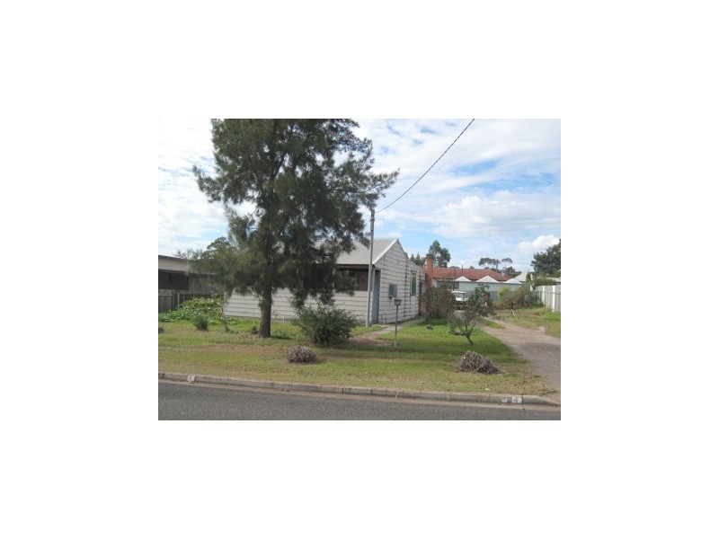 4 Subiaco Avenue, Cessnock NSW 2325