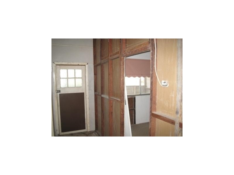 4 Subiaco Avenue, Cessnock NSW 2325