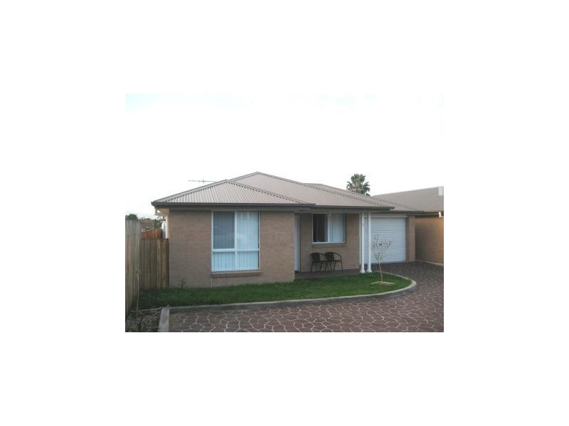 3/3 Desmond Street, Cessnock NSW 2325