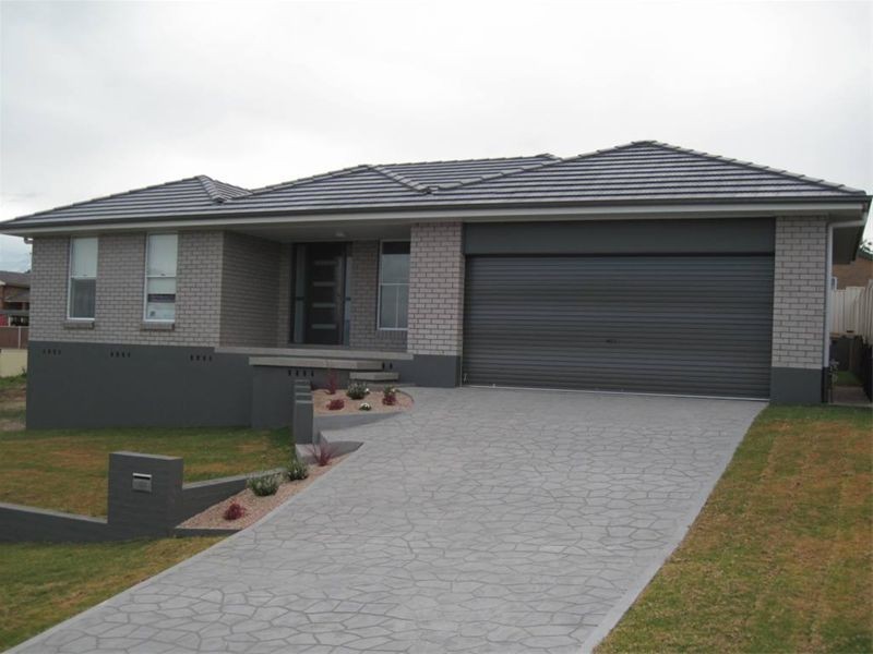 15 Fairview Place, Cessnock NSW 2325