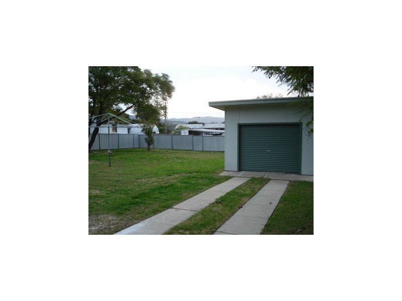 28 Wollombi Road, Cessnock NSW 2325