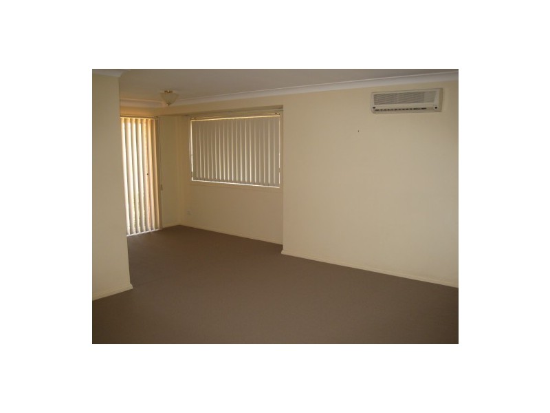 3/6 Sports Avenue, Cessnock NSW 2325