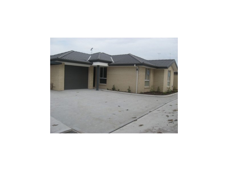 42b Anzac Avenue, Cessnock NSW 2325