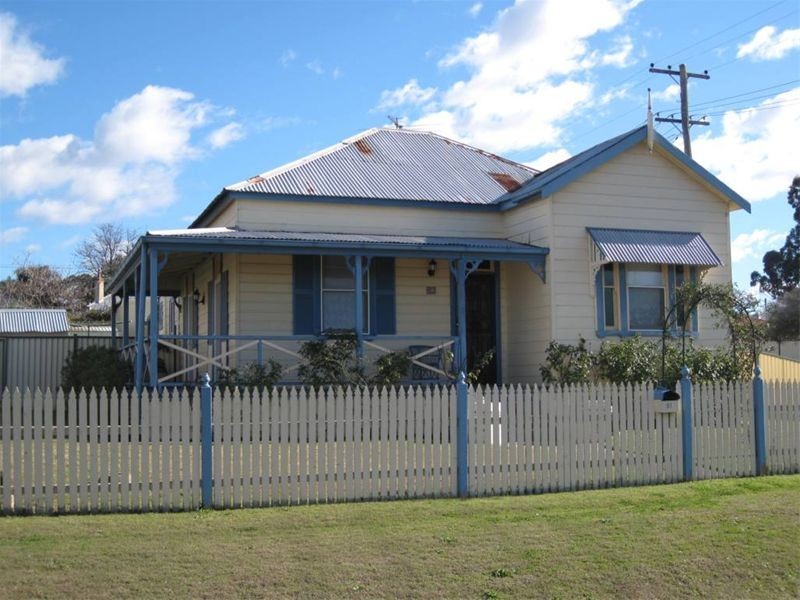 51 Love Street, Cessnock NSW 2325
