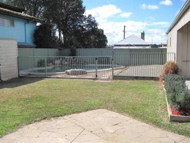 4 First Street, Cessnock NSW 2325