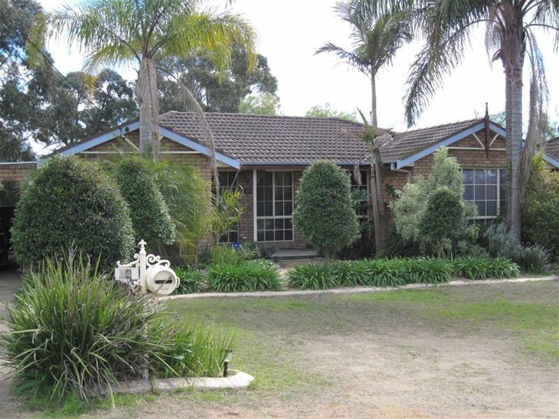14 Tomalpin Street, Kearsley NSW 2325