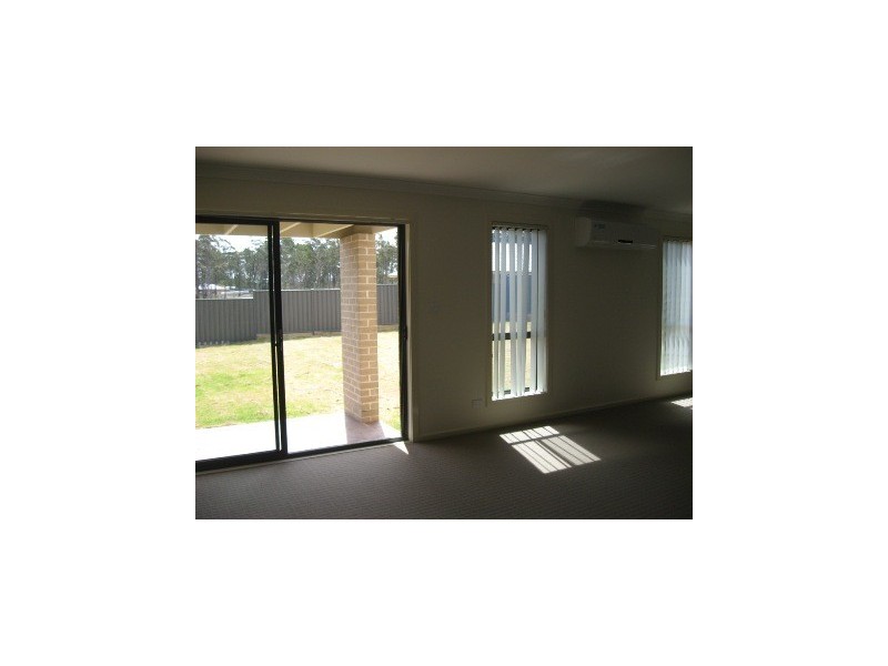 8 Finch CLOSE, Cessnock NSW 2325