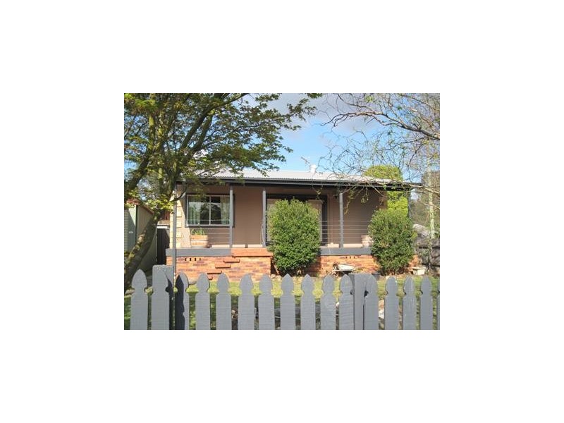 30 Elizabeth Street, Abermain NSW 2326