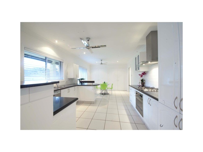 141 Wine Country Drive, Nulkaba NSW 2325