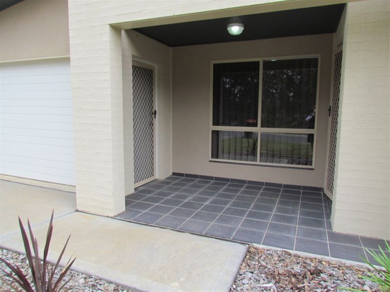 1/10 & 2/10 Mount Pleasant Grove, Cessnock NSW 2325