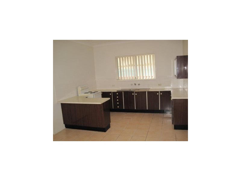 7 Macquarie Avenue, Cessnock NSW 2325