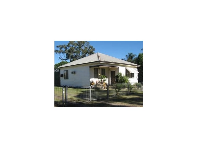 2 Campbell, Cessnock NSW 2325