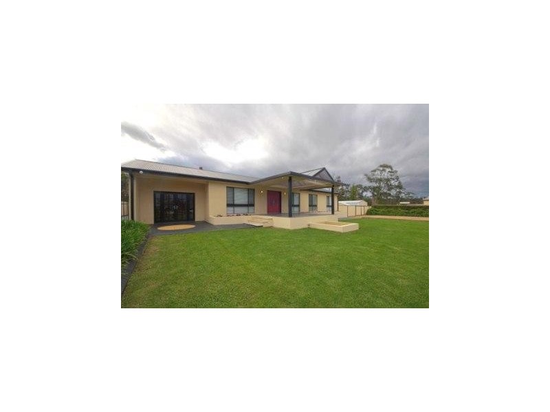 141 Wine Country Drive, Nulkaba NSW 2325